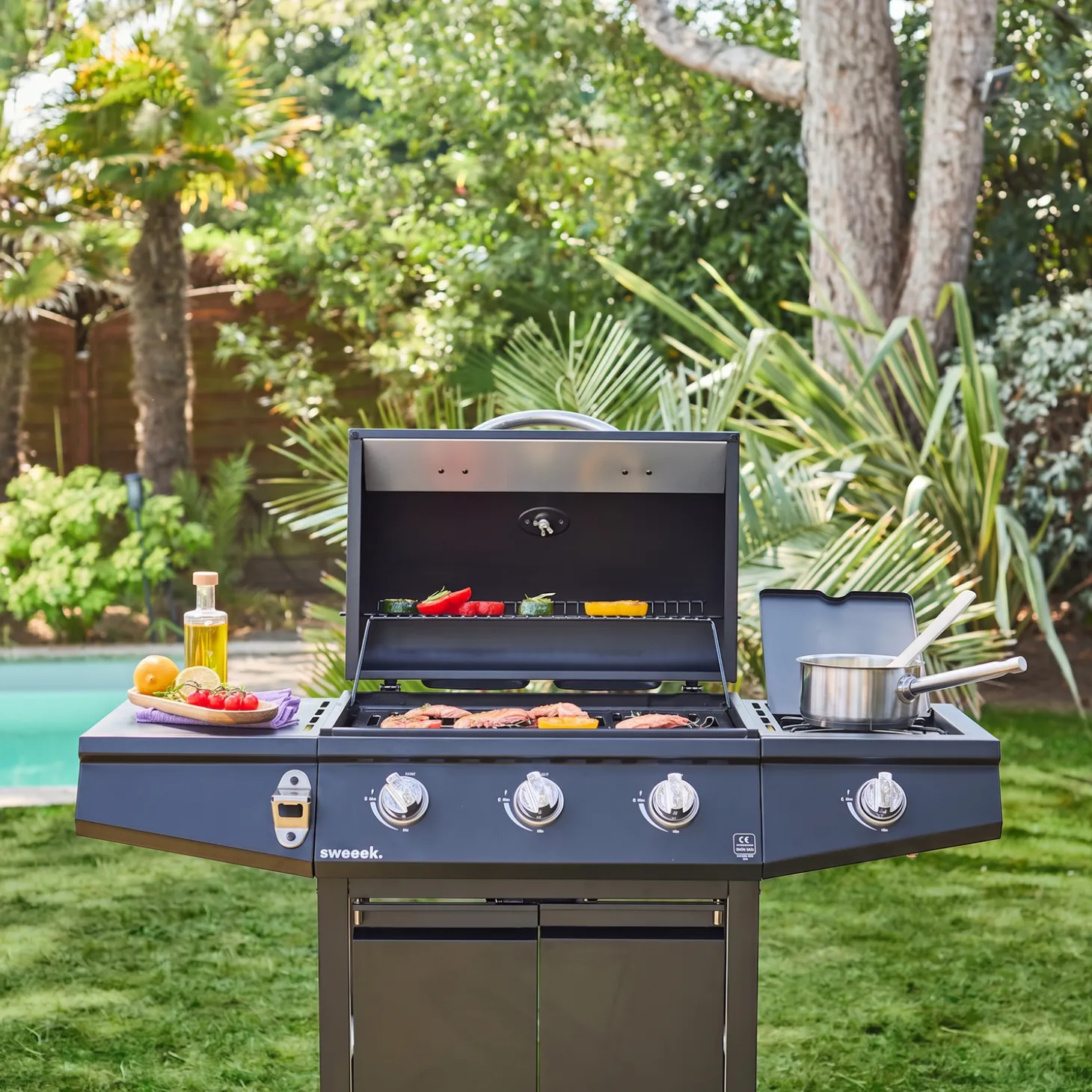 Barbecue op gas, 3 branders + 1 zijbrander