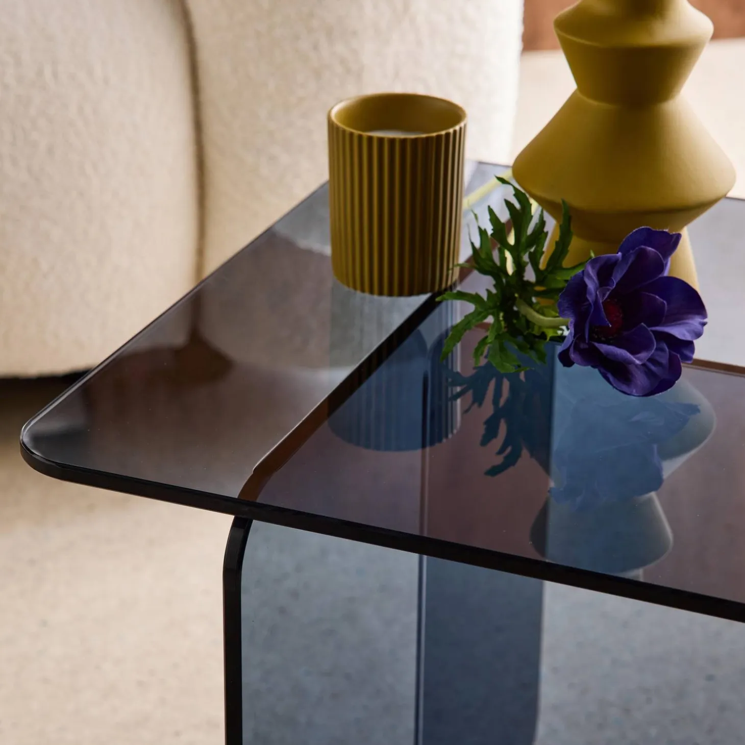 Bijzettafel vierkant gehard glas