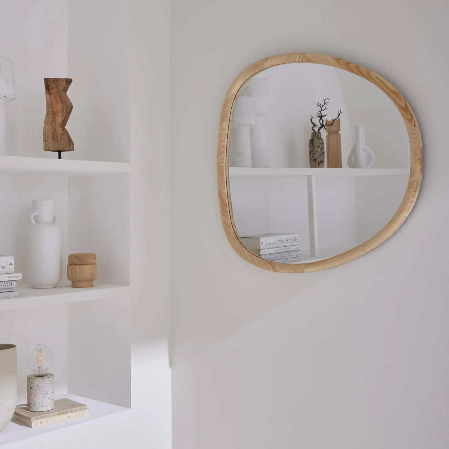 Biologische dennenhouten spiegel, 75cm