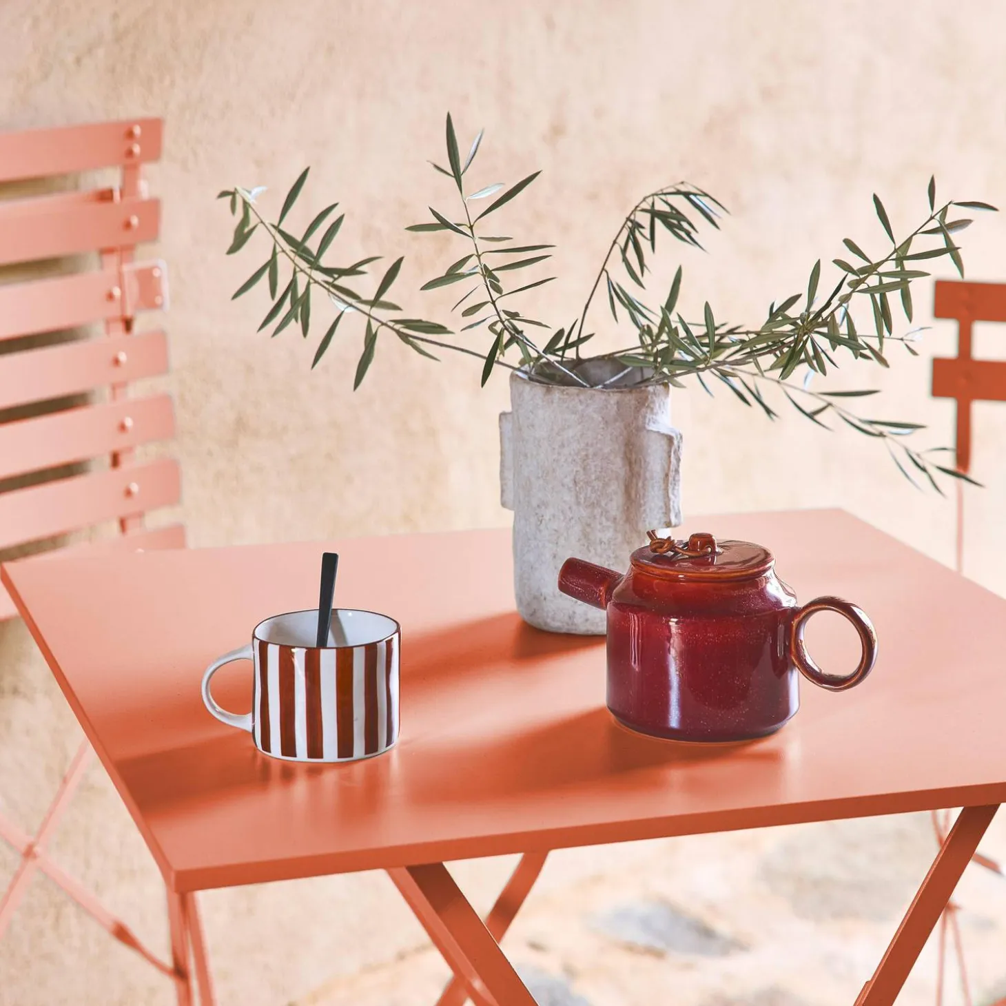 Bistrotafel met 2 stoelen inklapbaar metaal 70 x 70cm