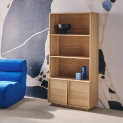 Boekenkast houtlook met 2 deuren 5 niveaus 80cm