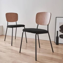 Bouclé zitting en houten rugleuning stoelen (set van 2)