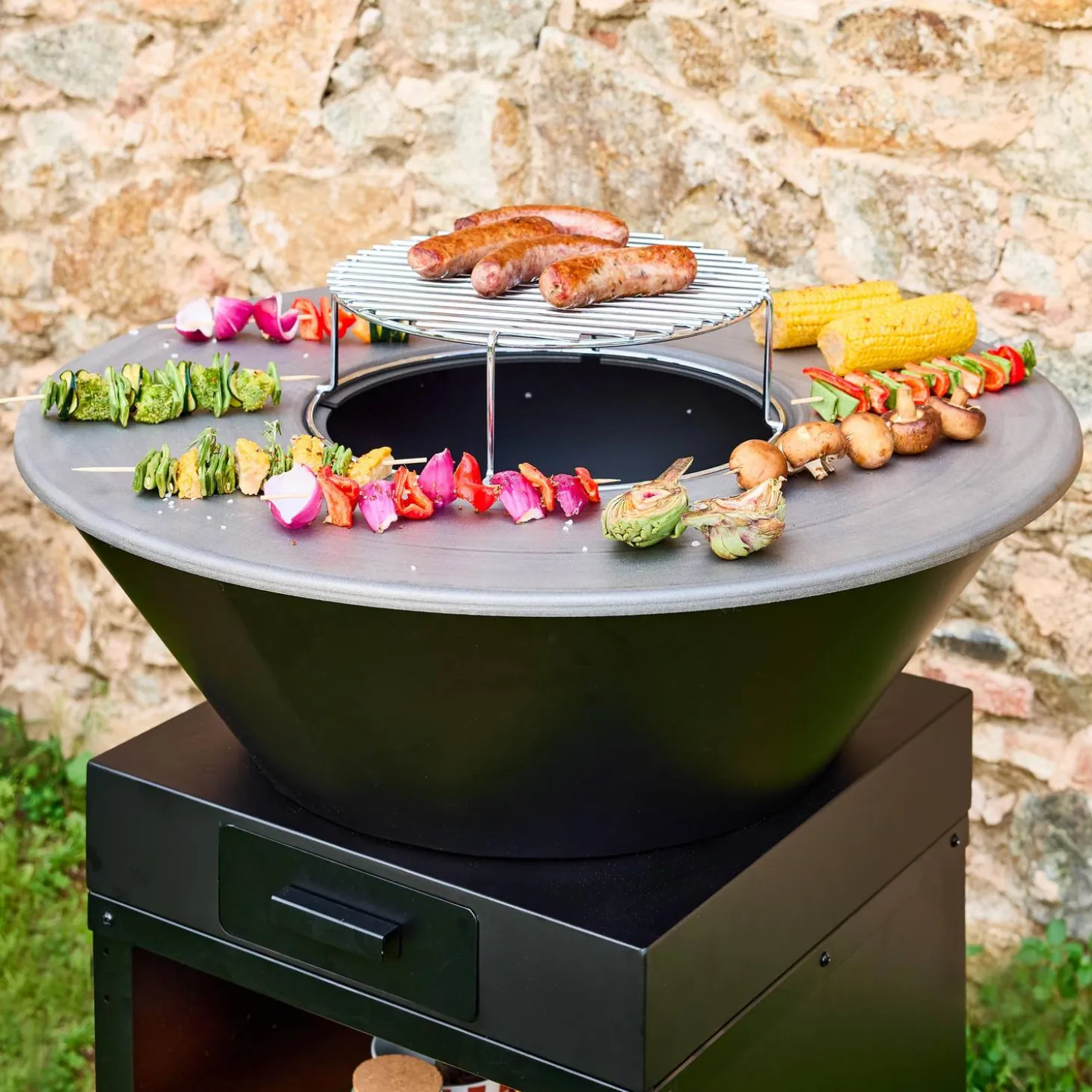Brasero barbecue Ø81,5cm met kookrooster, houtopslag en hoes