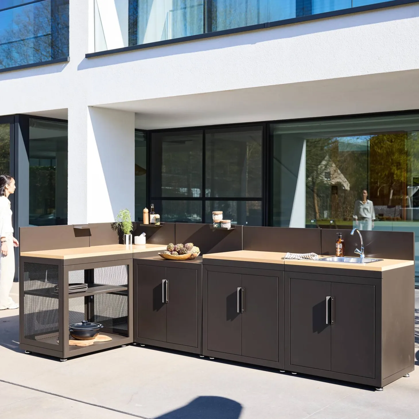 Buitenkeuken 5 modules staal en houtdecor
