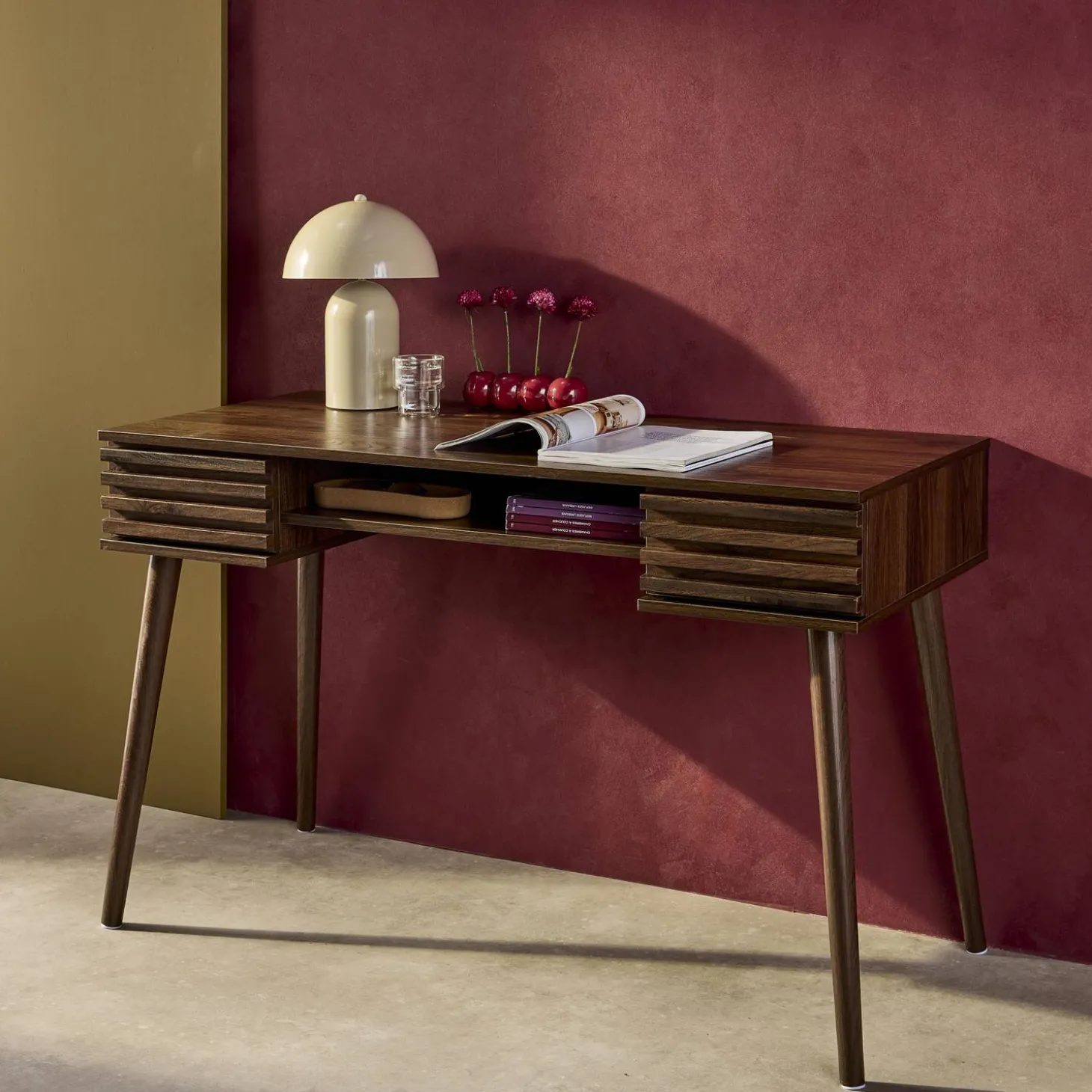 Bureau met houteffect, 2 lades