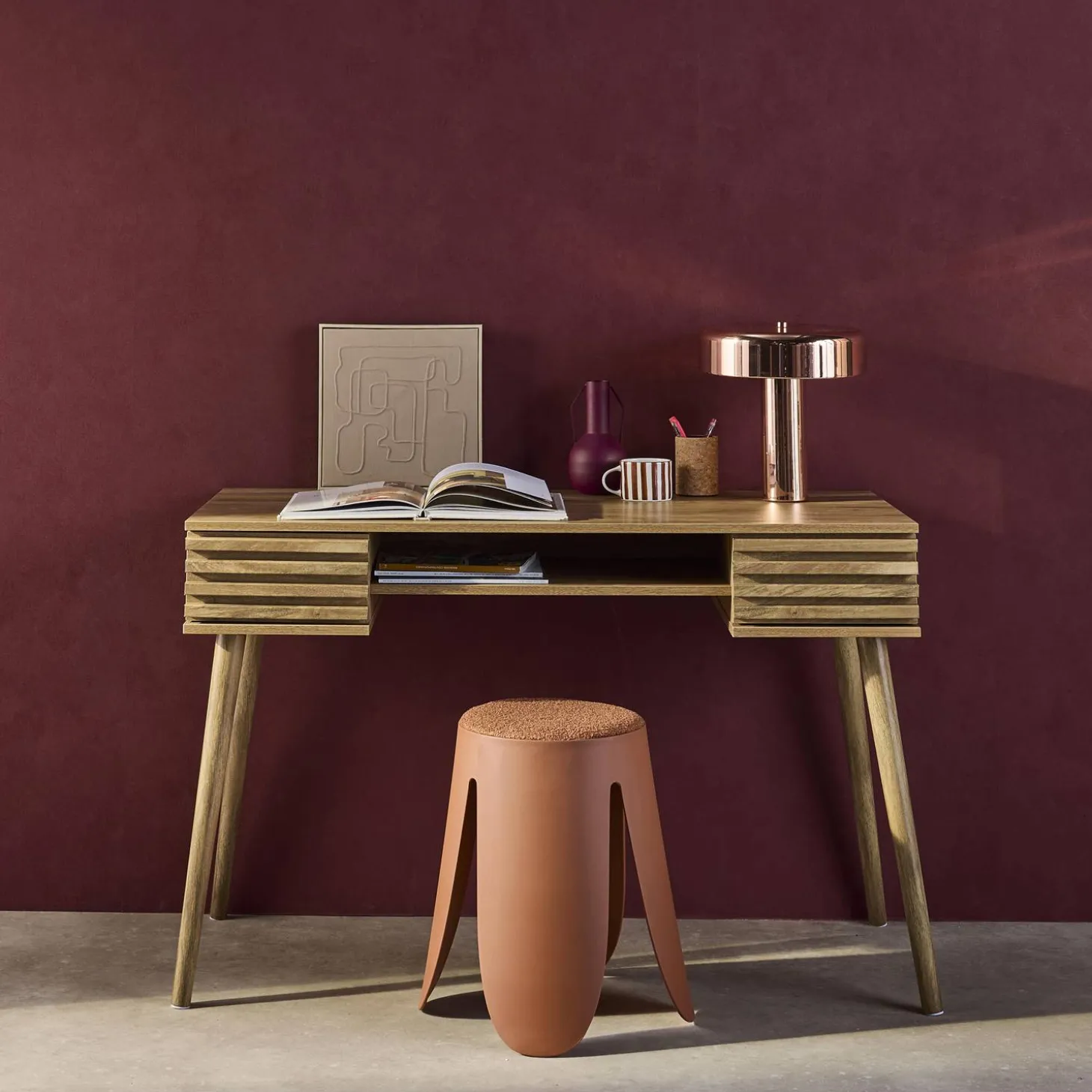 Bureau met houteffect, 2 lades