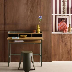 Bureau met open opbergruimte metaal en houtdecor
