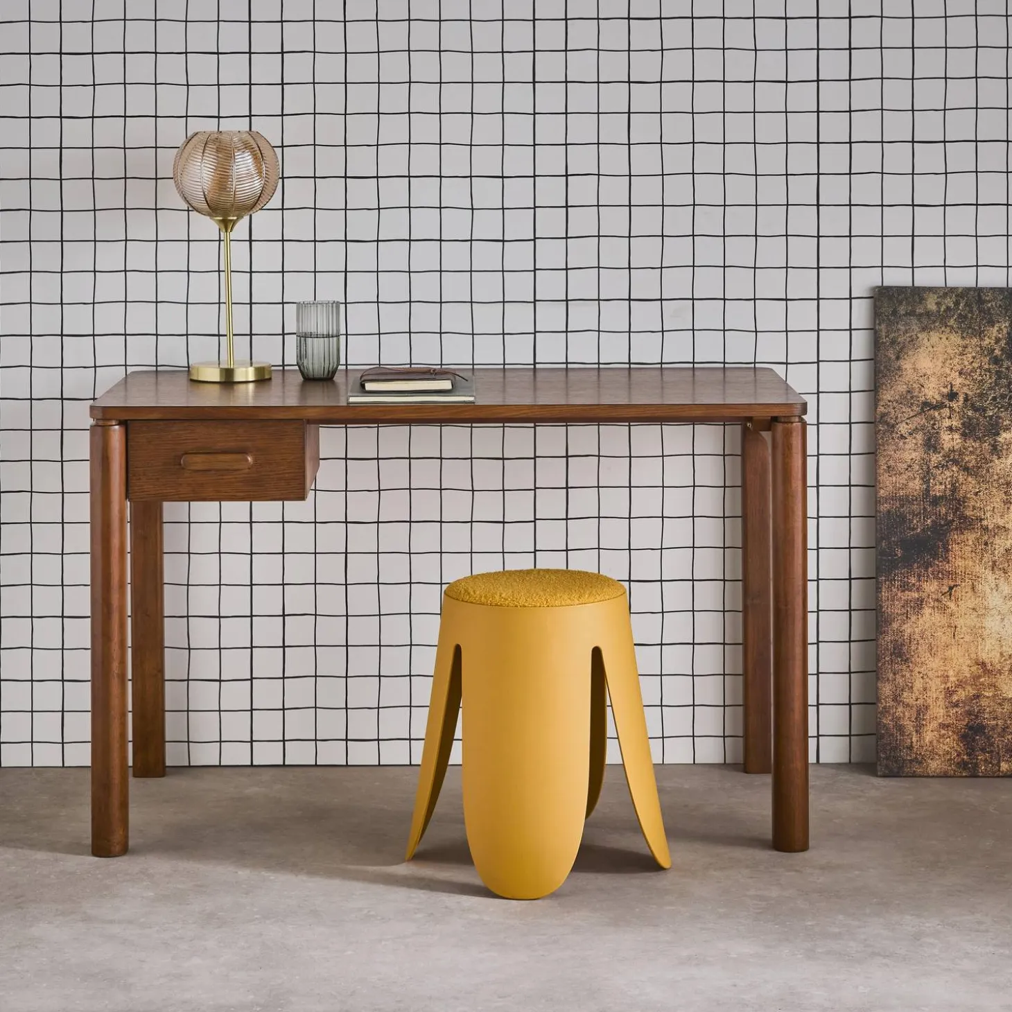 Bureau van rubberhout en eikenfineer, 1 lade