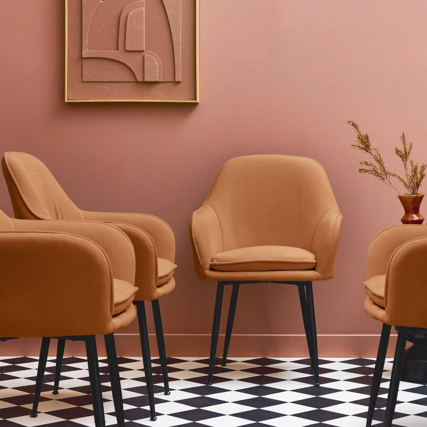Corduroy fauteuil met matzwarte metalen poten (Set van 4)