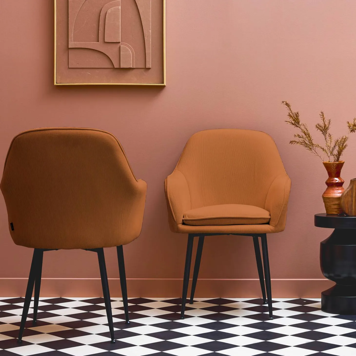 Corduroy fauteuil met matzwarte metalen poten (Set van 2)