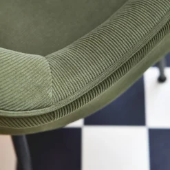 Corduroy fauteuil met matzwarte metalen poten (Set van 2)