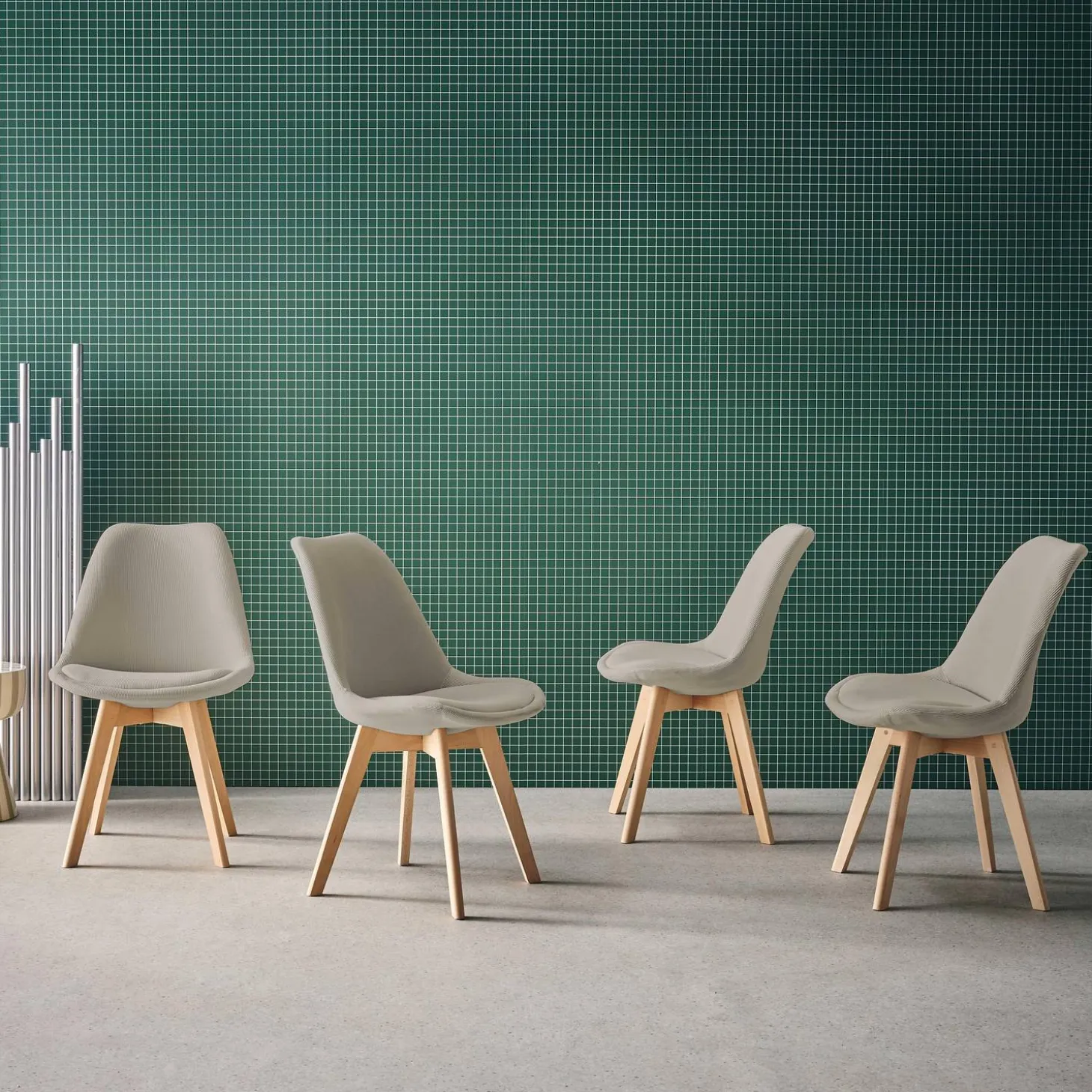 Corduroy Scandinavische stoelen met beukenhouten poten (set van 4)