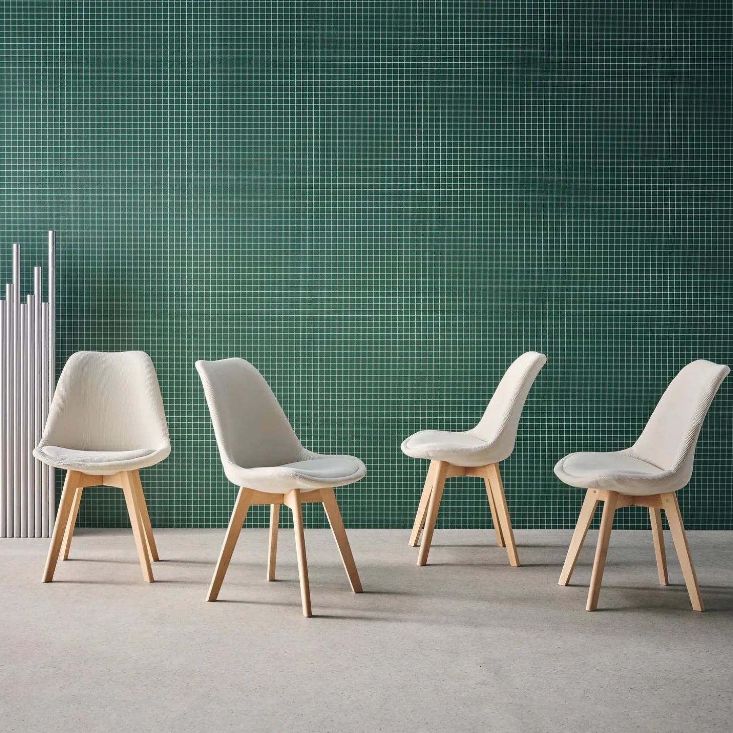 Corduroy Scandinavische stoelen met beukenhouten poten (set van 4)