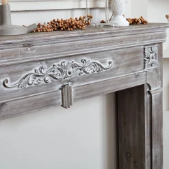 Decoratieve schoorsteenmantel