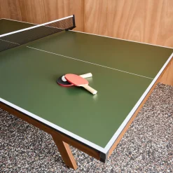 Deluxe indoor tafeltennistafel met 2 rackets en 3 ballen