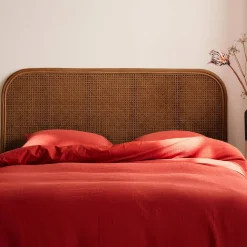 Donker rotan en rieten hoofdeinde