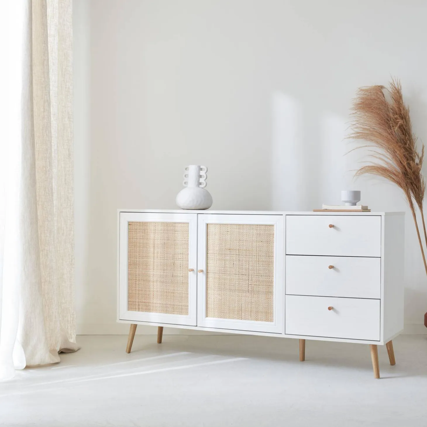 Dressoir met 2 deuren 3 lades houtdecor en rotan 150cm