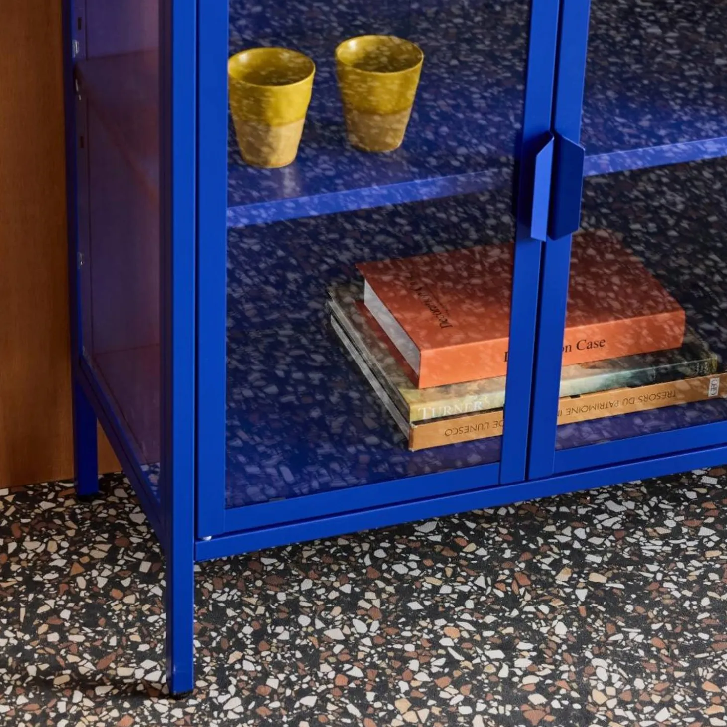 Dressoir met vitrine 3 deuren gehard glas en staal 100cm