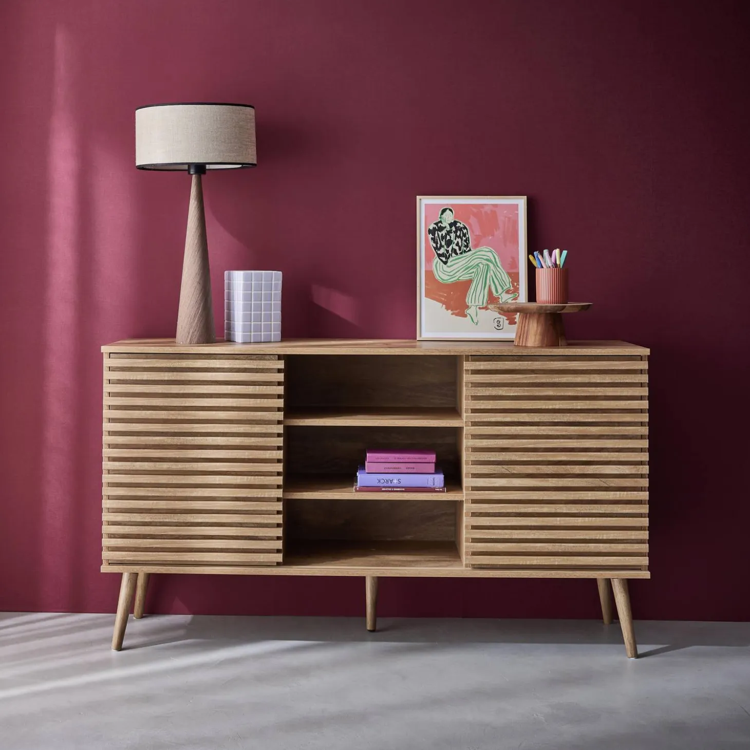 Dressoir 2 schuifdeuren en planken gegroefde houtlook 140cm