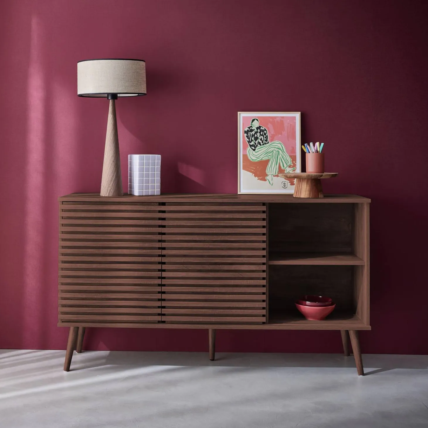 Dressoir 2 schuifdeuren en planken gegroefde houtlook 140cm