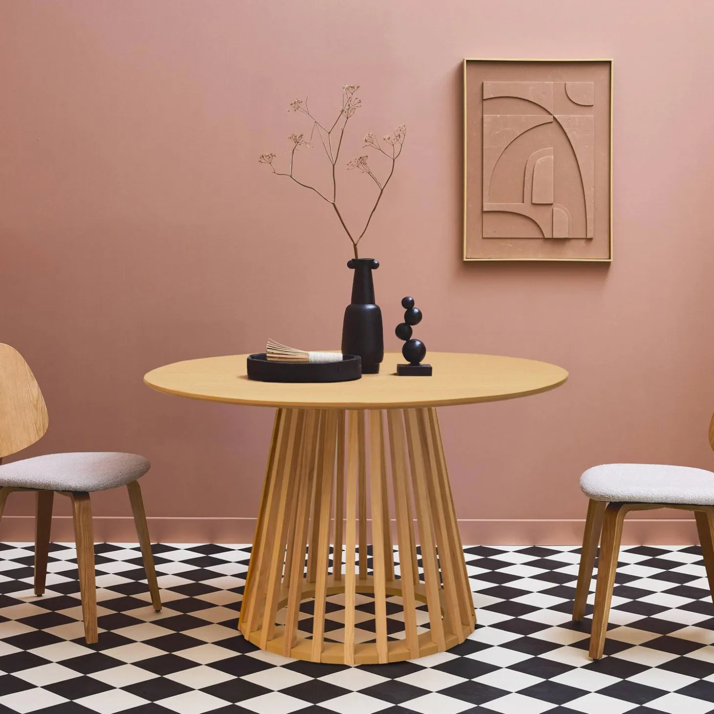 Eettafel met houteffect, sparrenhouten poten, 4 zitplaatsen