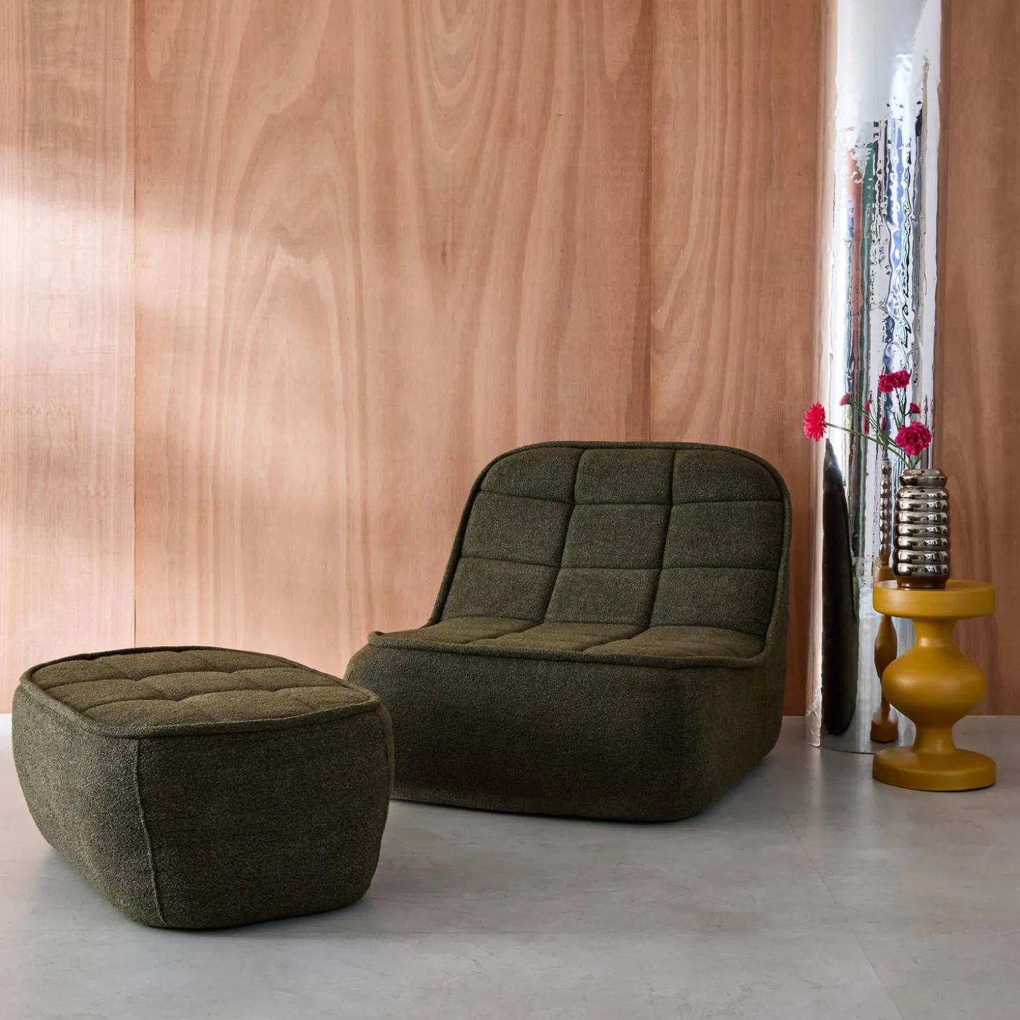 Fauteuil bouclé stof 1 zitplaats + voetenbank