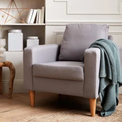 Fauteuil met houten poten