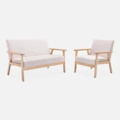 Fauteuil van hout met stoffen zitting