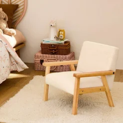 Fauteuil voor kinderen van hout en bouclé