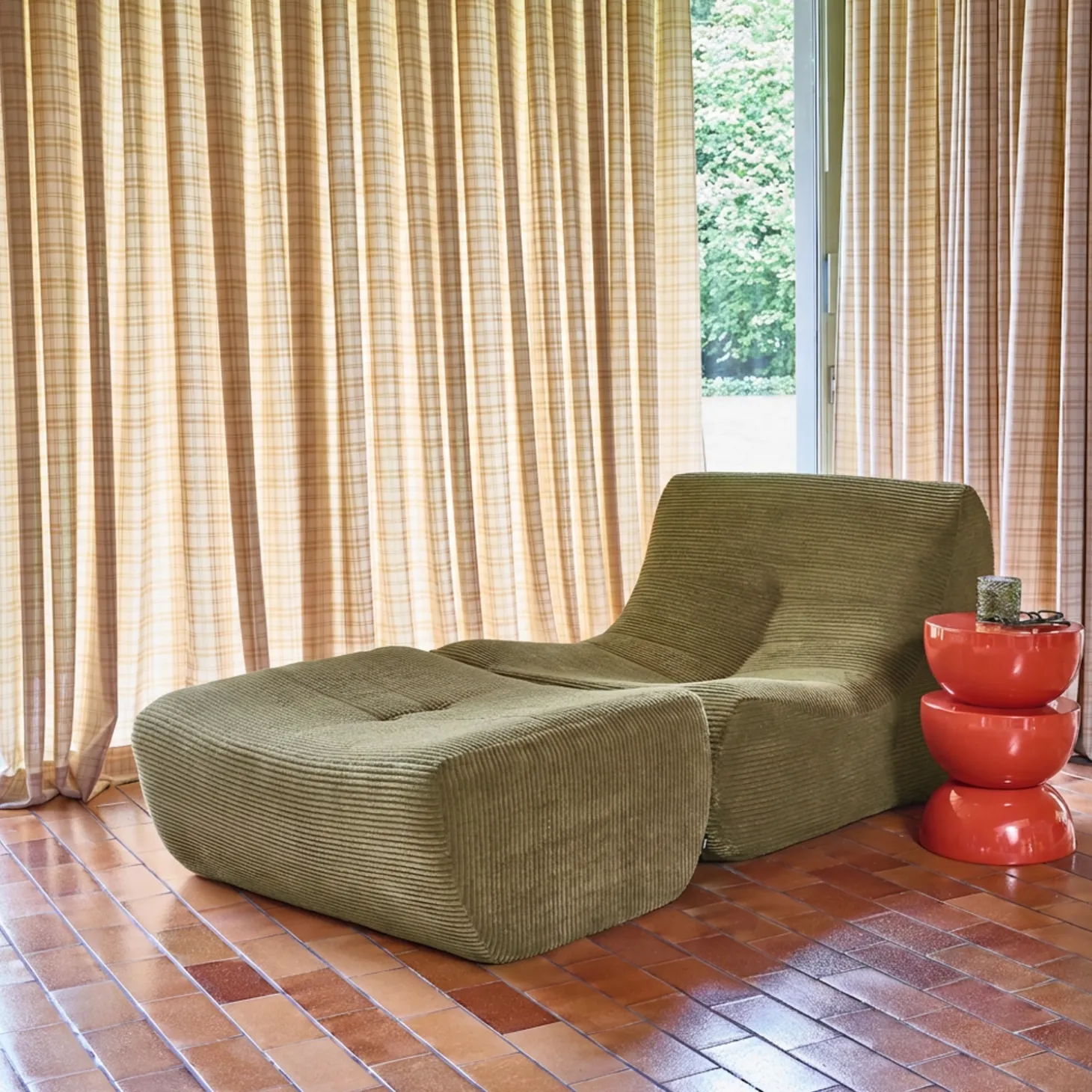 Fauteuil 1-zits met voetenbank corduroy