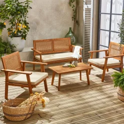 Houten en rieten tuinmeubelen voor 4 personen
