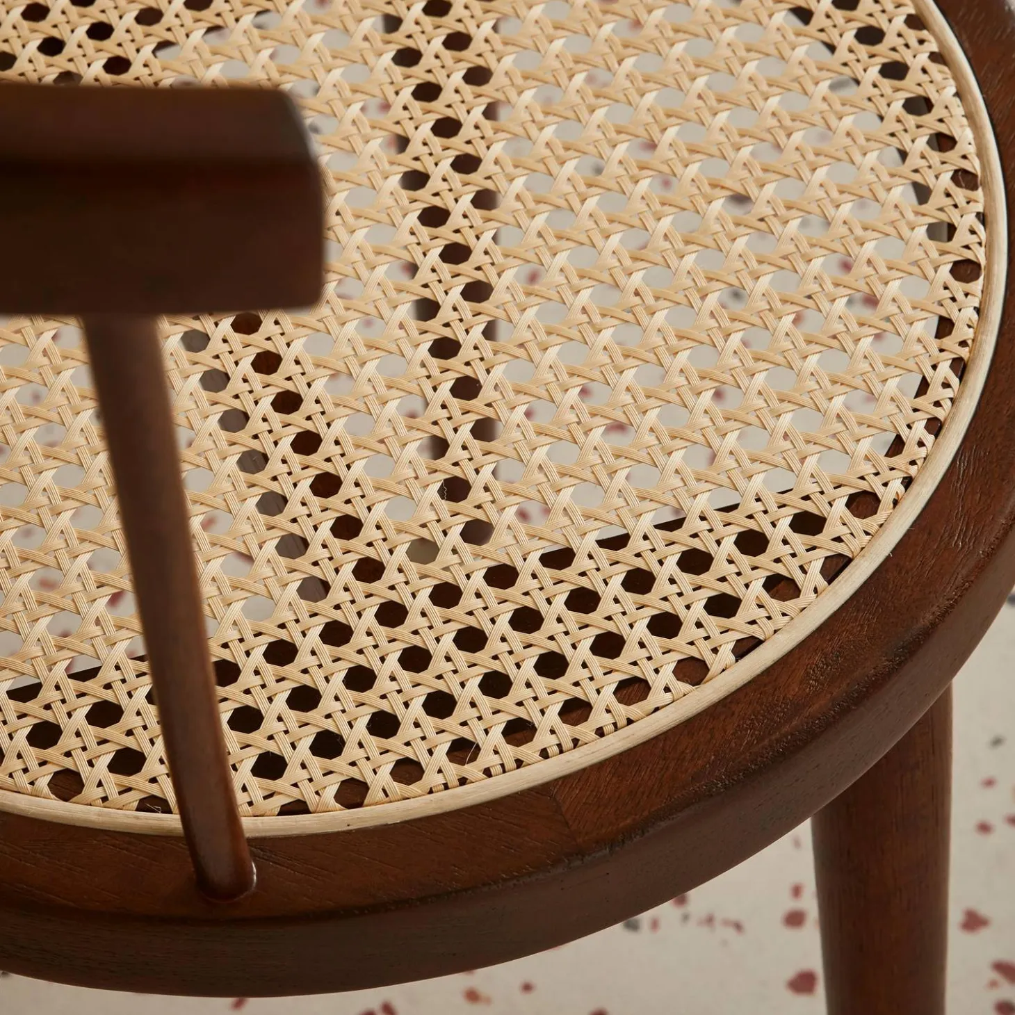 Houten en rotan stoelen (set van 4)