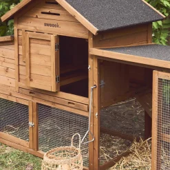 Houten kippenhok met ren voor 4 kippen