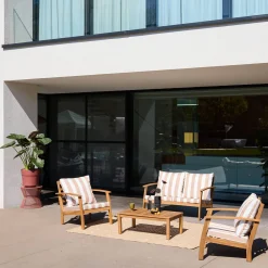 Houten loungeset, 4 zitplaatsen