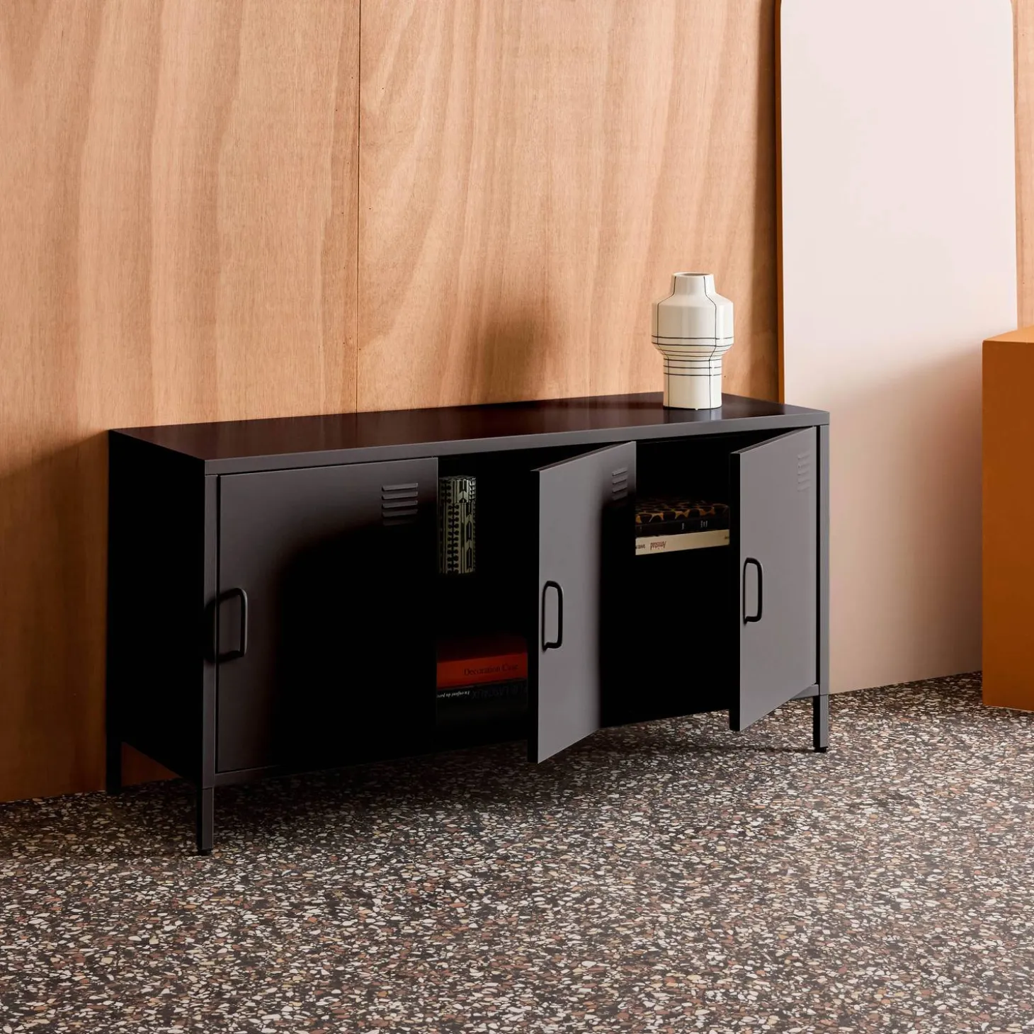 Industriële tv-meubel metaal 3 deuren 120cm