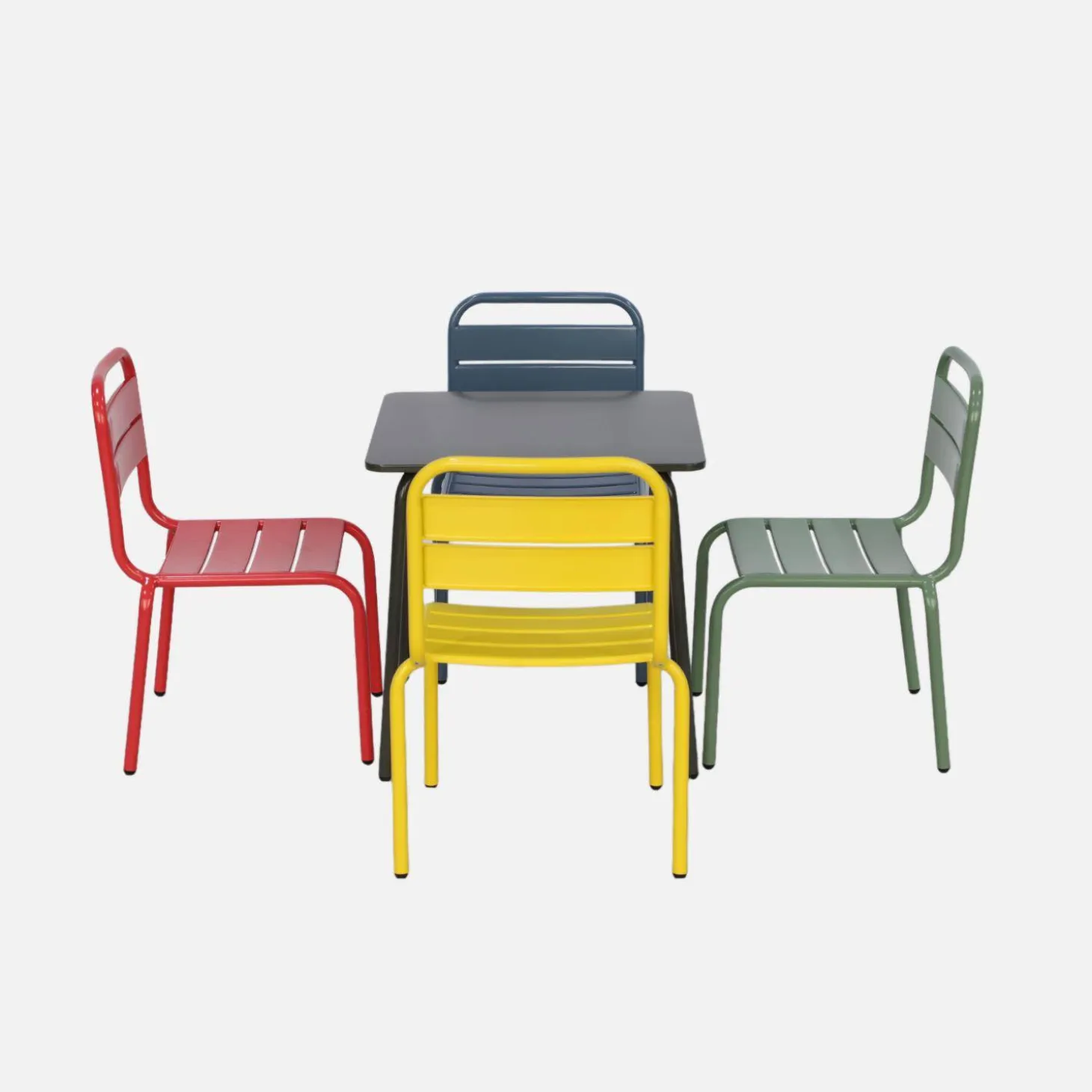 Kindertuinset, tafel en metalen stoelen voor 4