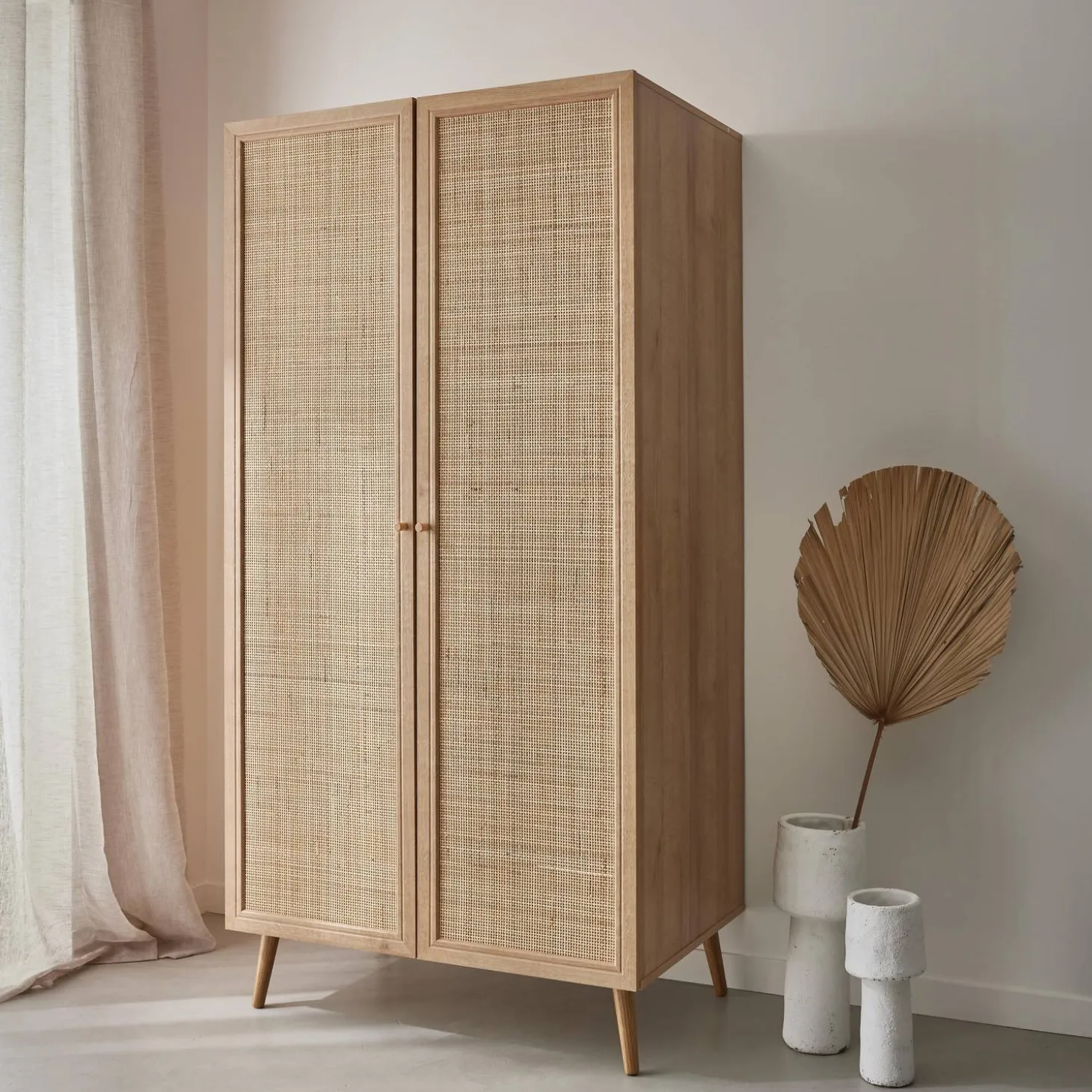 Kledingkast met 2 deuren hangruimte en plank 90cm