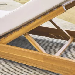 Ligstoel met meerdere standen en wieltjes acaciahout
