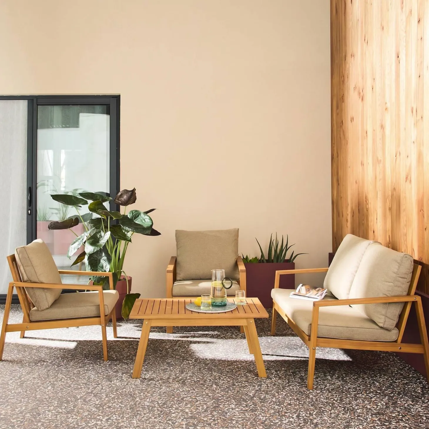 Loungeset van hout en olefine voor 4 personen