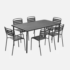 Metalen tuintafel + 6 stoelen, waarvan 2 met armleuning