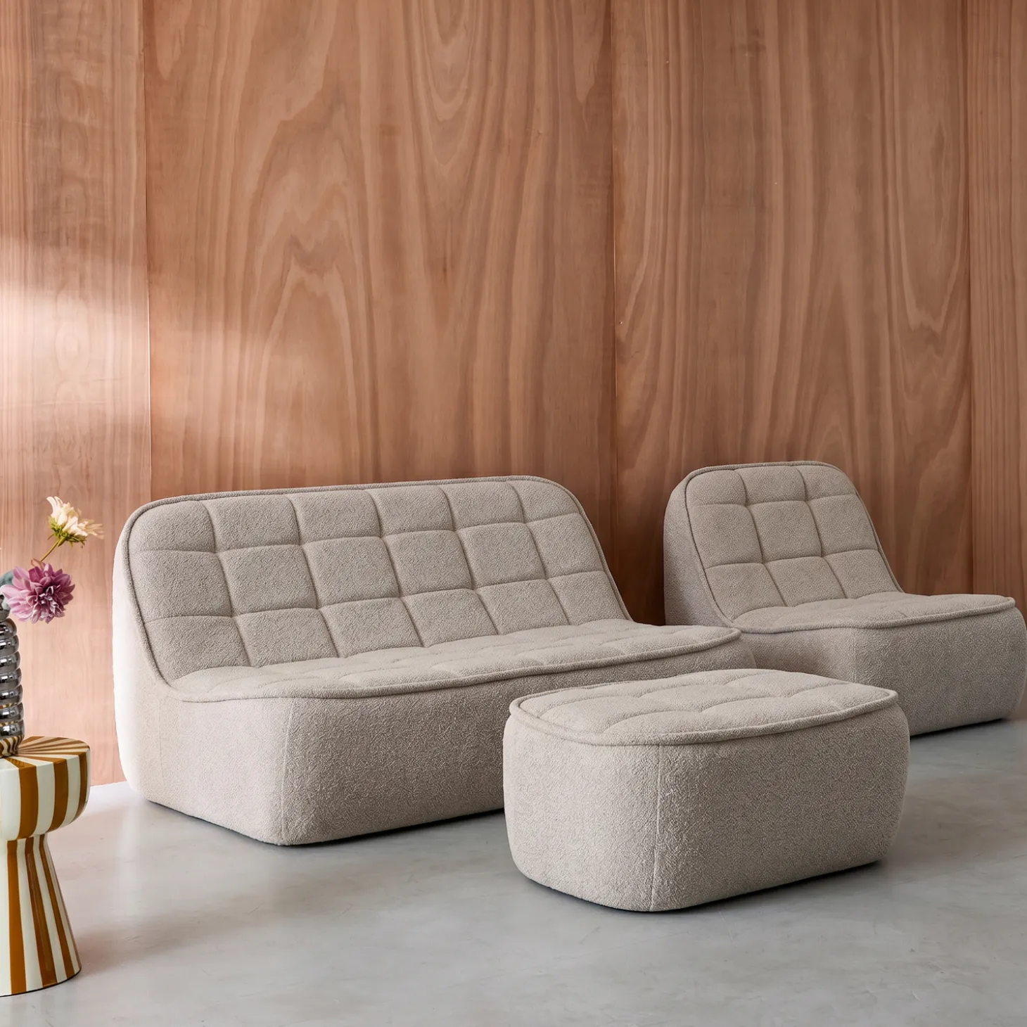Modulaire bank bouclé stof 3 zitplaatsen + voetenbank