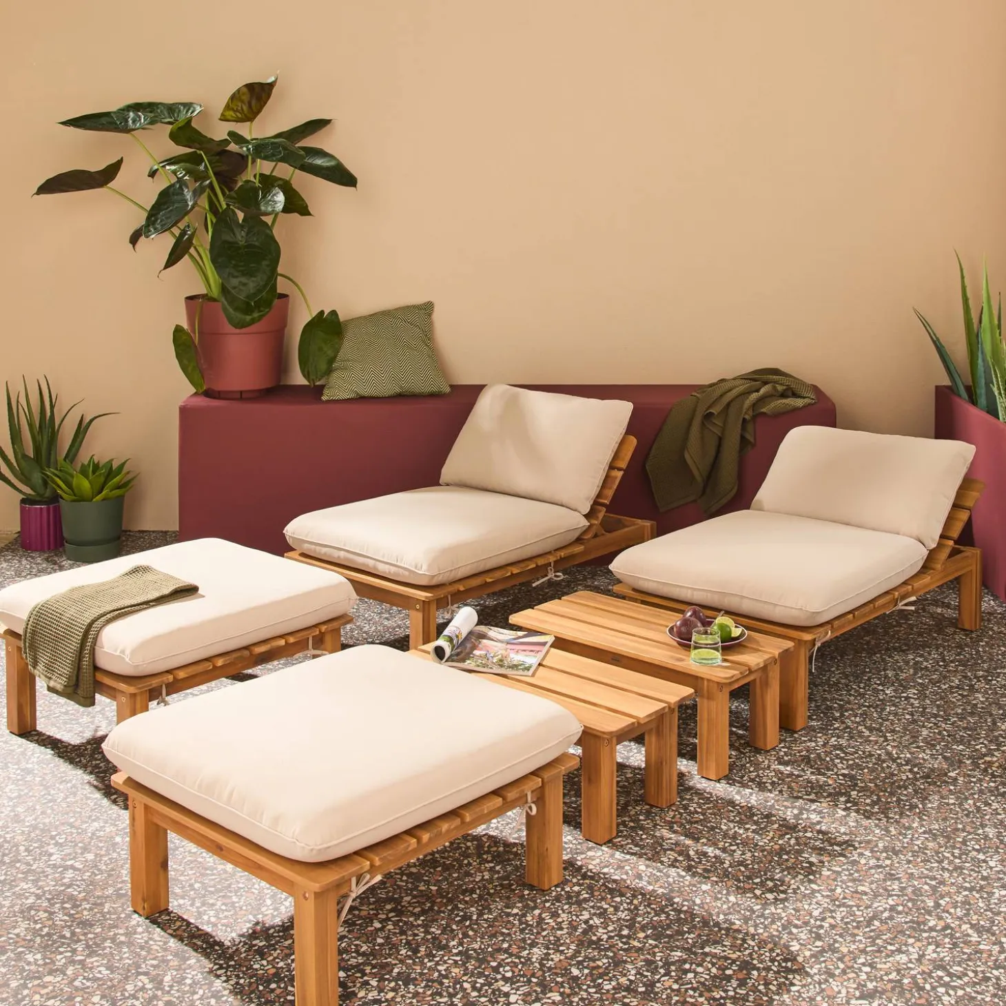 Modulaire loungeset 2-4 plaatsen meerdere posities en tafeltjes