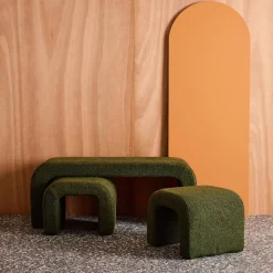 Nestbank met krukjes bouclé