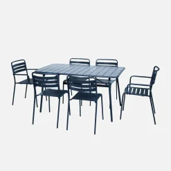 Opklapbare tuintafel met 6 stoelen waarvan 2 met armleuning metaal