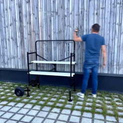 Opvouwbare steiger met twee niveaus