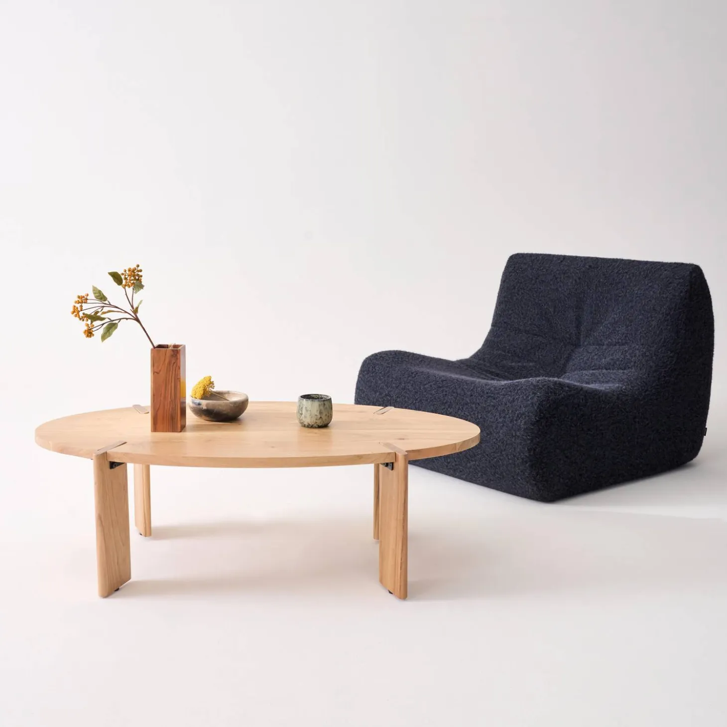 Ovale salontafel in massief hout 120cm