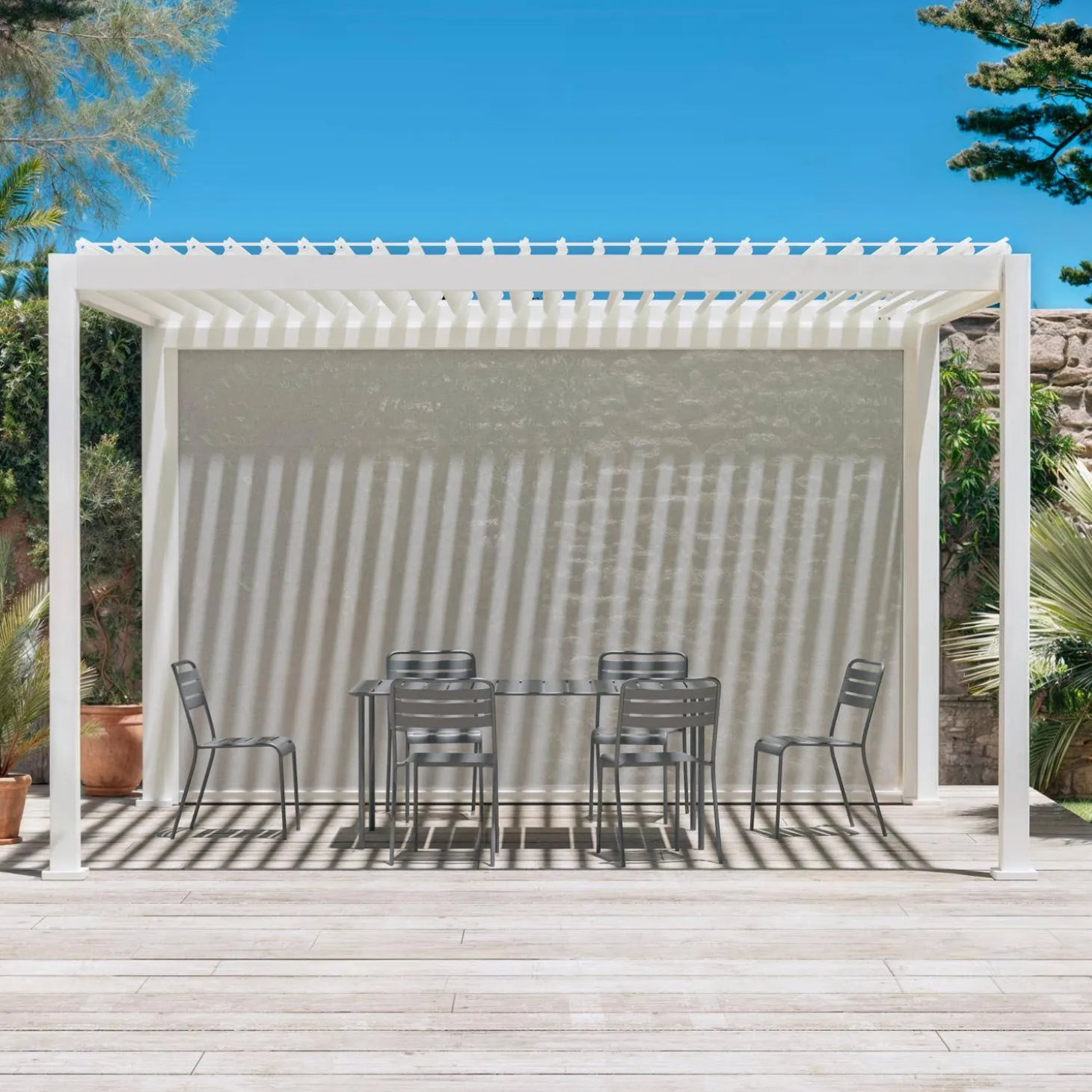 Pergola met lamellendak 4x3m met zonnescherm 4m