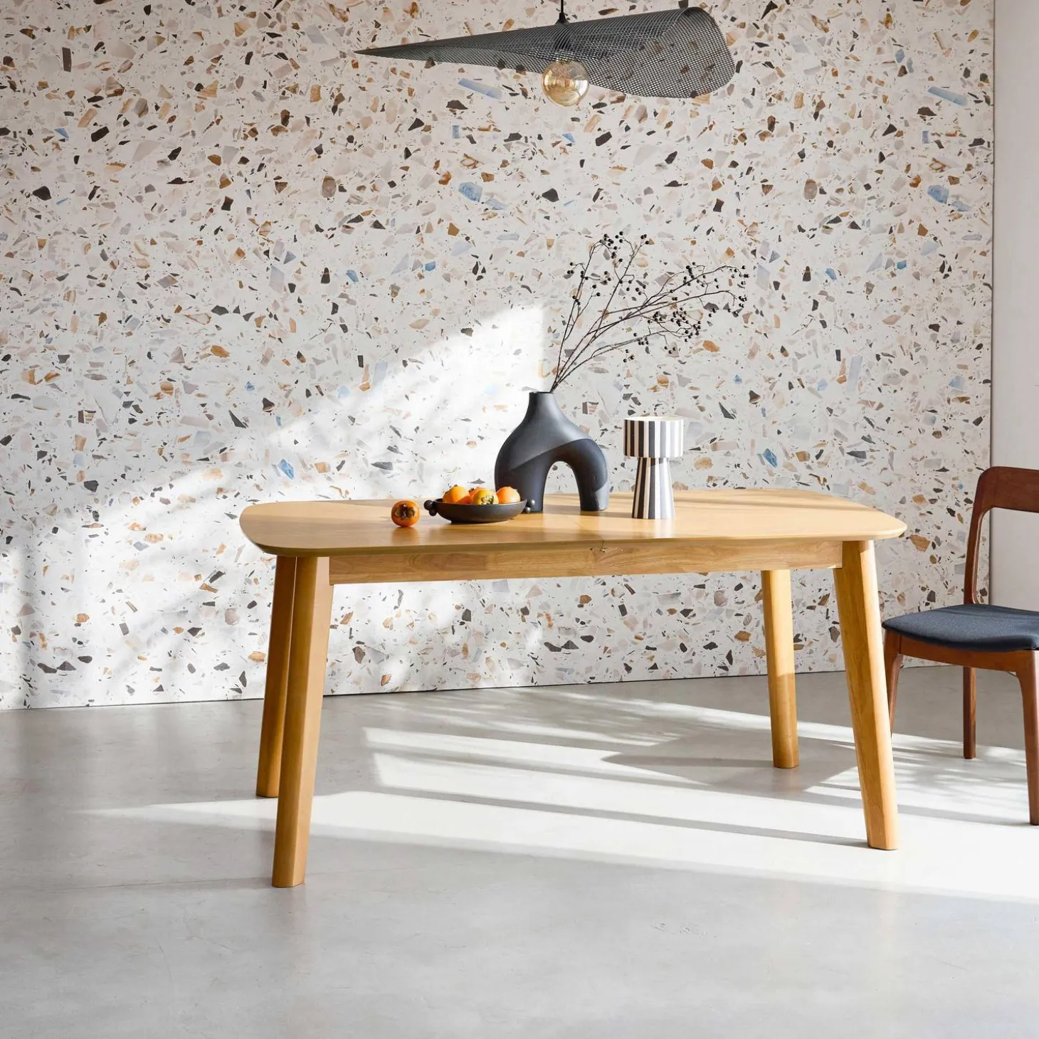 Rechthoekige uitschuifbare eettafel 160 - 210cm, eiken en metaalfineer