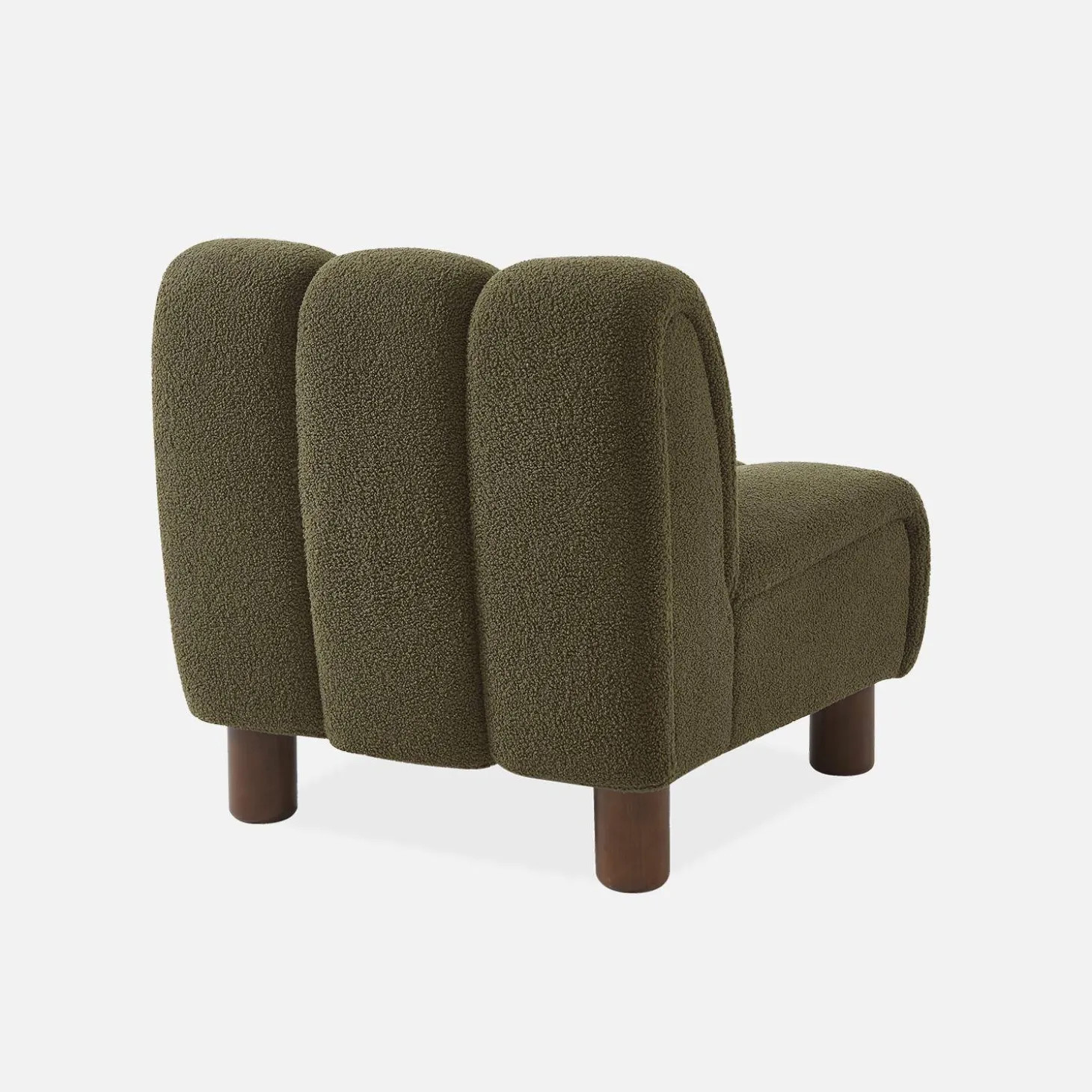 Relaxfauteuil met afgeronde poten in hout en boucléstof