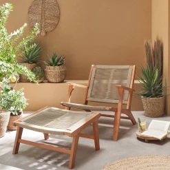 Relaxfauteuil van hout en touw met voetensteun